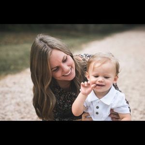 Meet your Posher, Caitlin